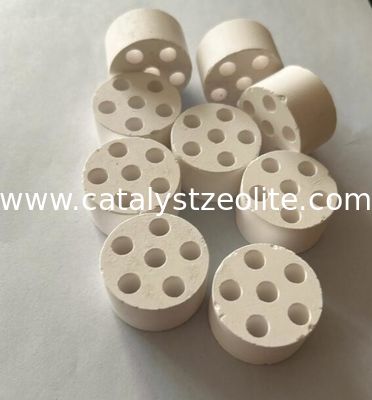 6 หลุม 33 มิลลิเมตร 18 มิลลิเมตร อลูมิเนีย Catalyst สนับสนุน พื้นผิวสูง